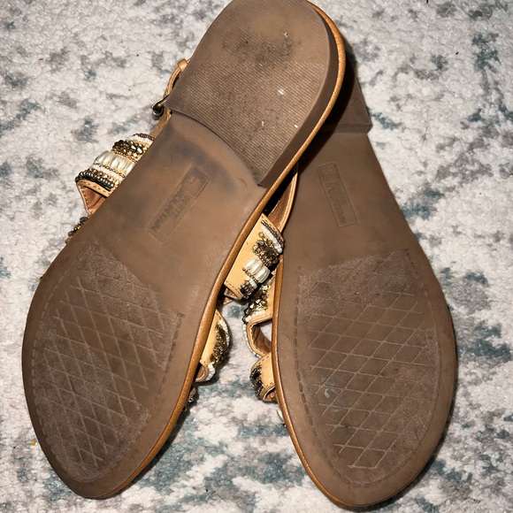 White Mountain Beaded Sandals Size 8 Gently Used Great Condition - Picture 5 of 5
